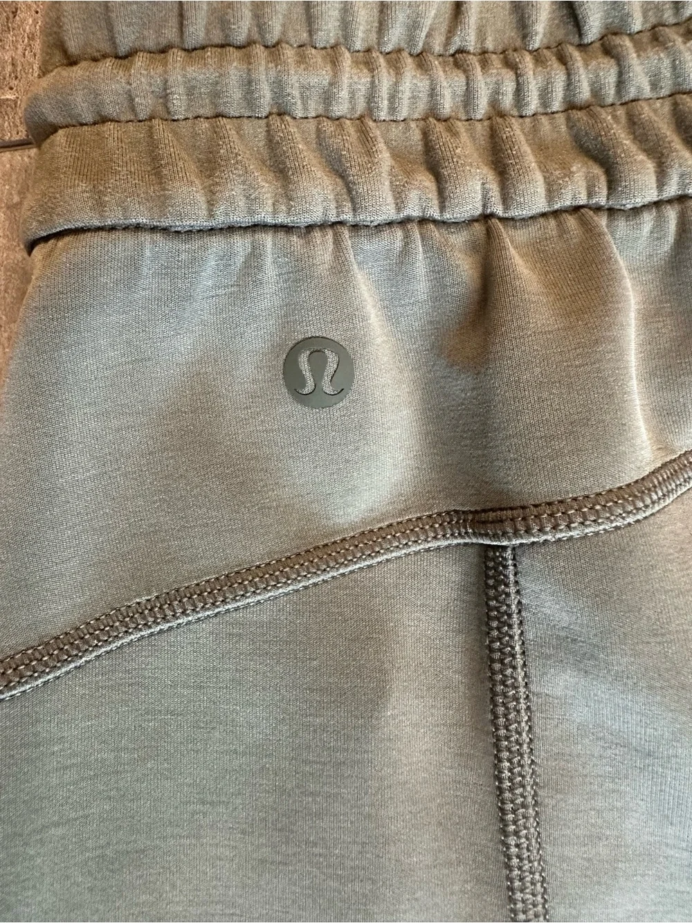 Lululemon Softstreme High-Rise Pant Size 4 Smoked Spruce EUC
